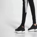 Adidas Avryn Core Black/ Grey Three/ Carbon