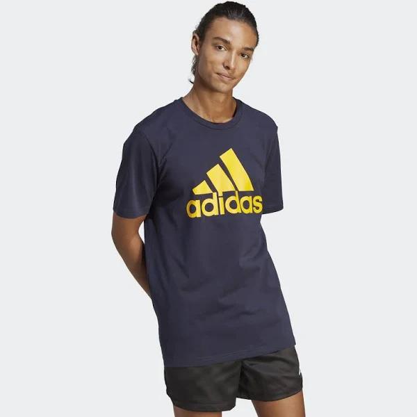Adidas Essentials T-Shirt - Big Logo Legend Ink/Bold Gold / XL