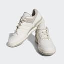 Adidas Originals Forum Low CL Sneakers in White/neutral