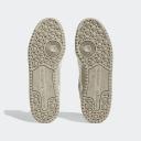 Adidas Originals Forum Low CL Sneakers in White/neutral