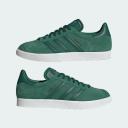 Adidas Originals Gazelle Sneakers in khaki-Green