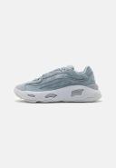 Adidas Originals Oznova Sneakers in Silver Grey