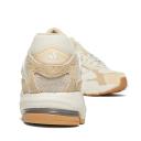 Adidas Originals Response CL Sneaker Off White/ Sand Strata/ Gum 3