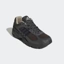 Adidas Originals Response CL Sneakers in Black