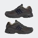 Adidas Originals Response CL Sneakers in Black