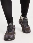 Adidas Originals Response CL Sneakers in Black