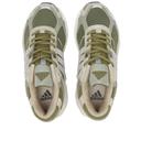 Adidas Originals Response Cl Sneakers in Green and beige-Silver