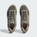 Adidas Originals Response Cl Sneakers in Green and beige-Silver