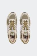 Adidas Originals Response Cl Sneakers in Green and beige-Silver