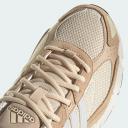 Adidas Originals Response CL Trainers in beige-Neutral