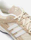 Adidas Originals Response CL Trainers in beige-Neutral