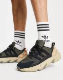 Adidas Originals ZX22 Boost Trainers in Black and olive-Green