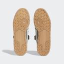 Adidas Orignals Forum Low Sneakers in Grey and Off White