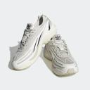 Adidas Orketro in Grey - Size 7