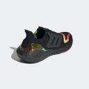 Adidas Running Ultraboost 22 Trainers in Black