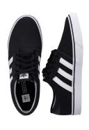 Adidas Seeley - Black / White / Gum