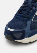 Adidas Sportswear Sneakers 'RESPONSE CL' male size 5,5