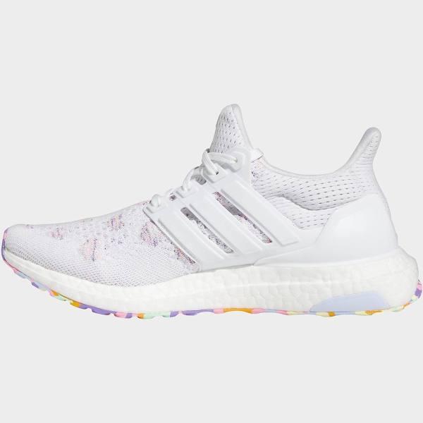 Adidas Women's Sneaker White & Violet Hearts Ultraboost 1.0 Sneaker 6.5