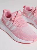 Adidas Womens Swift Run 22 - Light Pink / White