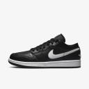 Air Jordan 1 Low Triple Black | Size 6
