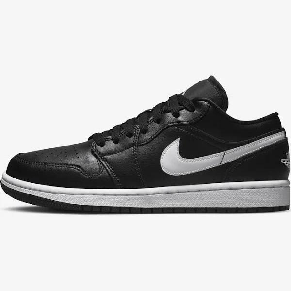 Air Jordan 1 Low Triple Black | Size 6