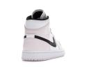 Air Jordan 1 Mid 'Barely Rose' (WMNS)