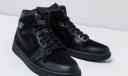 Air Jordan 1 Mid Black