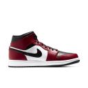 Air Jordan 1 Mid 'Chicago Black Toe' 554724-069