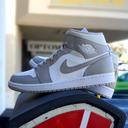 Air Jordan 1 Mid 'Linen' 554724-082