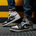 Air Jordan 1 Mid 'White Shadow'
