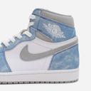 Air Jordan 1 Retro High OG 'Hyper Royal'