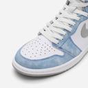 Air Jordan 1 Retro High OG 'Hyper Royal'