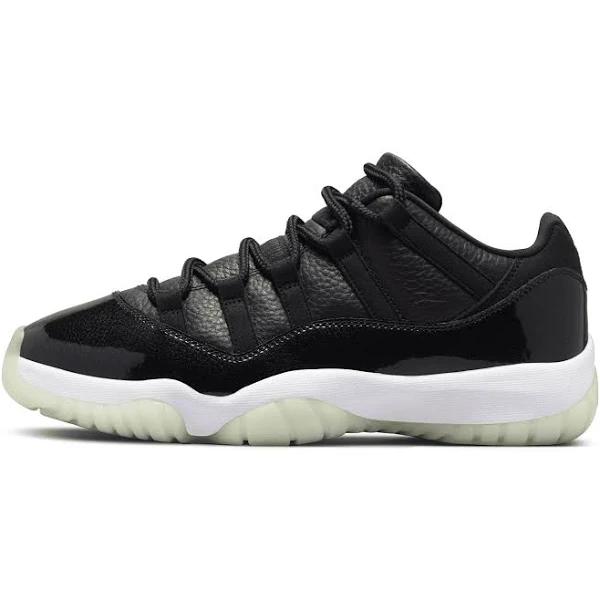 Air Jordan 11 Retro Low Shoe - Black