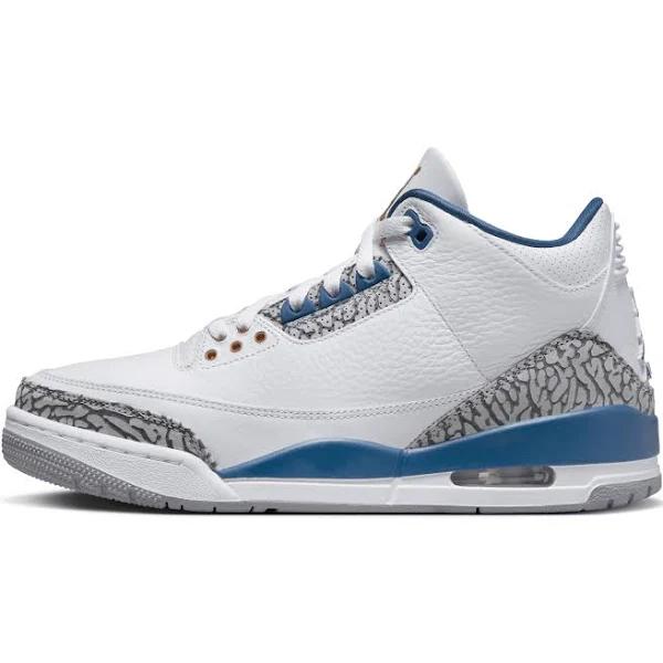 Air Jordan 3 Retro Wizards Color: wit Style code: CT8532-148