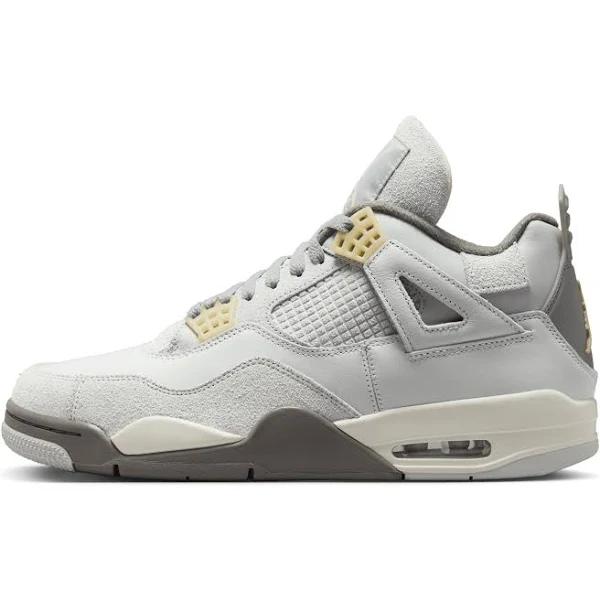 Air Jordan 4 Retro SE