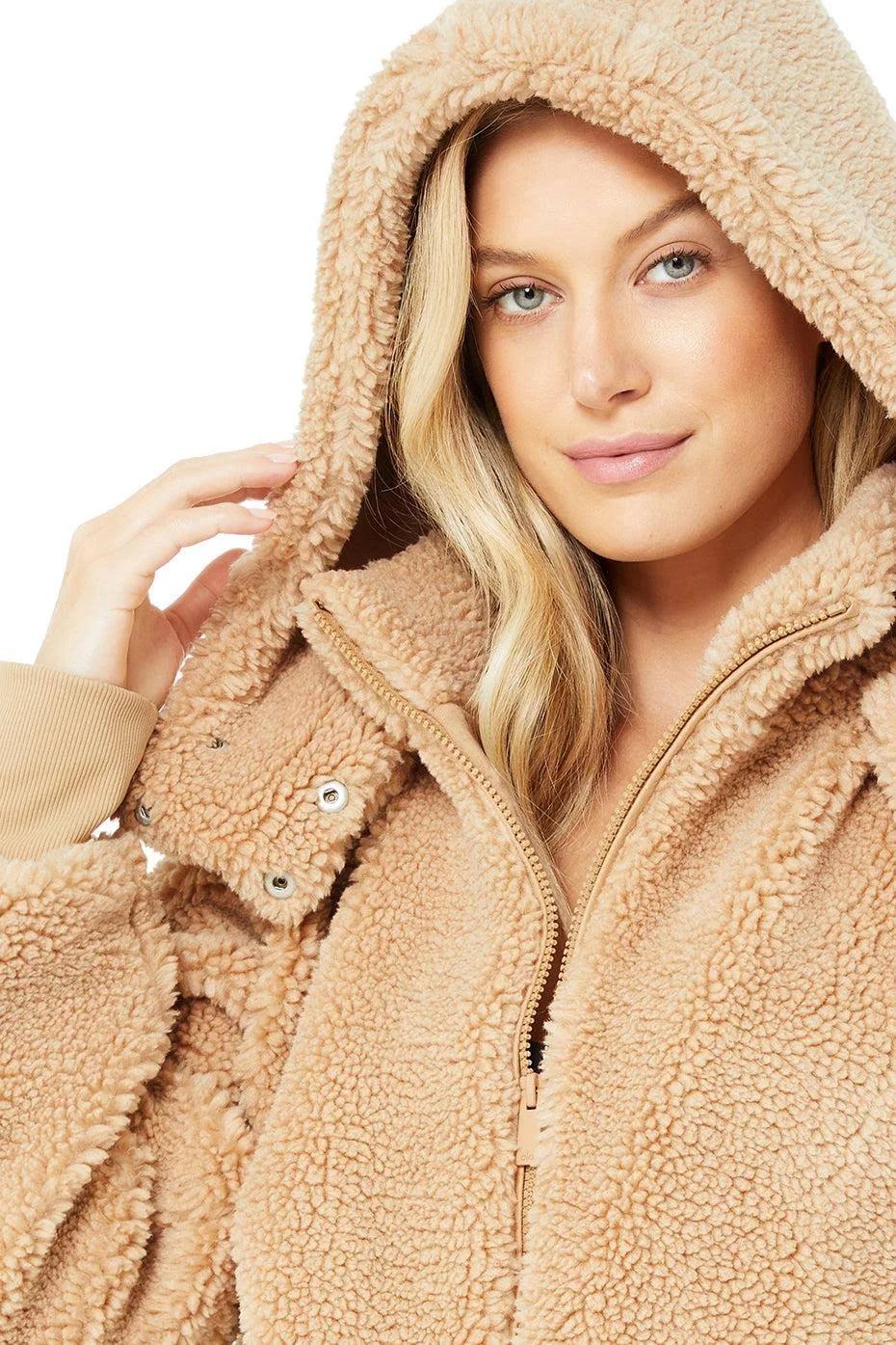 Alo Yoga Foxy Sherpa Jacket Camel XS Multicolour Price History Comparison BuyWisely