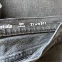 Amazon Essentials Men's Slim-Fit Stretch Jean