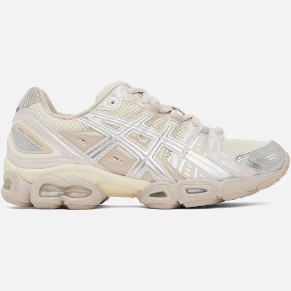 ASICS Beige GEL-Nimbus 9 Sneakers