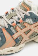 ASICS GEL-Nimbus 9 Cream/ Feather Grey