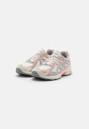 ASICS GEL-Venture 6 - Cream / Oyster Grey - US 7.5 - Women