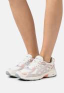 ASICS GEL-Venture 6 - Cream / Oyster Grey - US 7.5 - Women