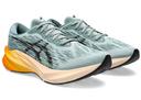 ASICS Herren Novablast 3 Platinum Running Shoe