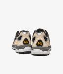 ASICS Men's GEL-NYC - Sportstyle Sneakers - Black/Clay Grey 7