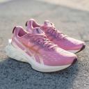 ASICS Novablast 2 Womens