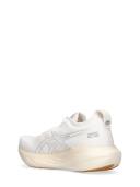 ASICS Women's GEL-Nimbus 25 - Running Shoes - White/White 6