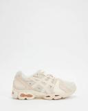 ASICS Women's GEL-Nimbus 9 - Sportstyle Sneakers - Oatmeal/White Peach 12