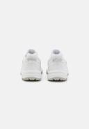 ASICS Women's GEL-Venture 6 SPS - Sportstyle Sneakers - White/White 5.5