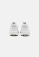 ASICS Women's GEL-Venture 6 SPS - Sportstyle Sneakers - White/White 9.5