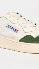 Autry Low Medalist Sneakers