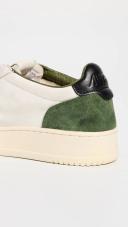 Autry Low Medalist Sneakers